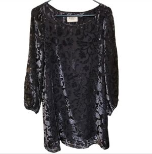 BB Dakota RSVP Velvet Floral Sheer Sleeve Black Dress – Size Small